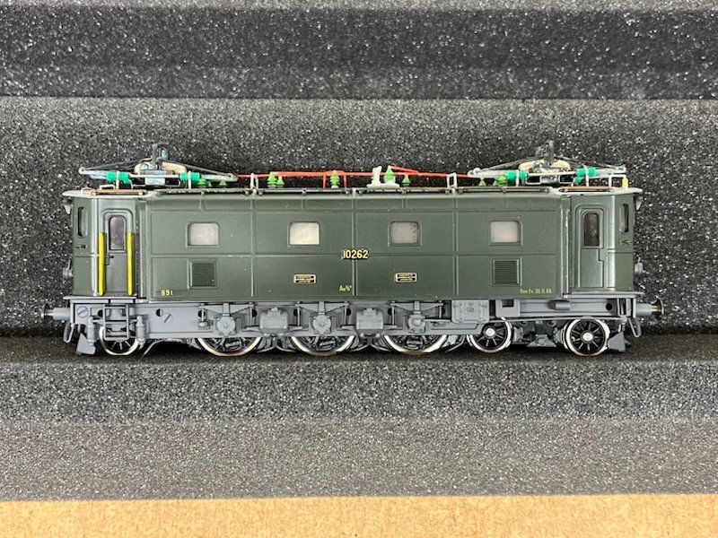 Metropolitan Modelleisenbahnen: SBB Ae 3/6 III Metropolitan DC – Gebraucht aus Büsserach von ModellbahnDepot 3