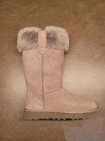 UGG Suheny Tall Boots, Gr. 37, neu