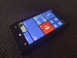 Nokia Lumia 1020 black, Zeiss 41Mp, window
