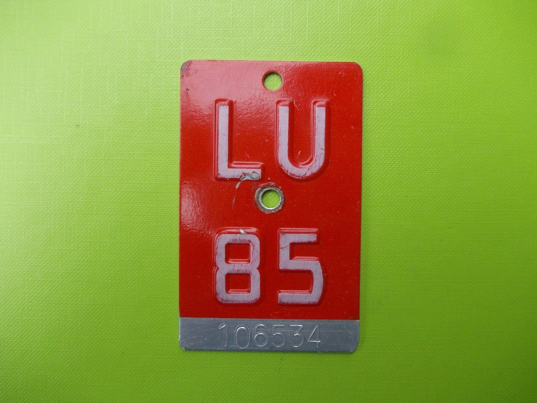 Schilder: Velonummer / Fahrradnummer LU 85 – Gebraucht aus Gsteigwiler von HORMIGA21