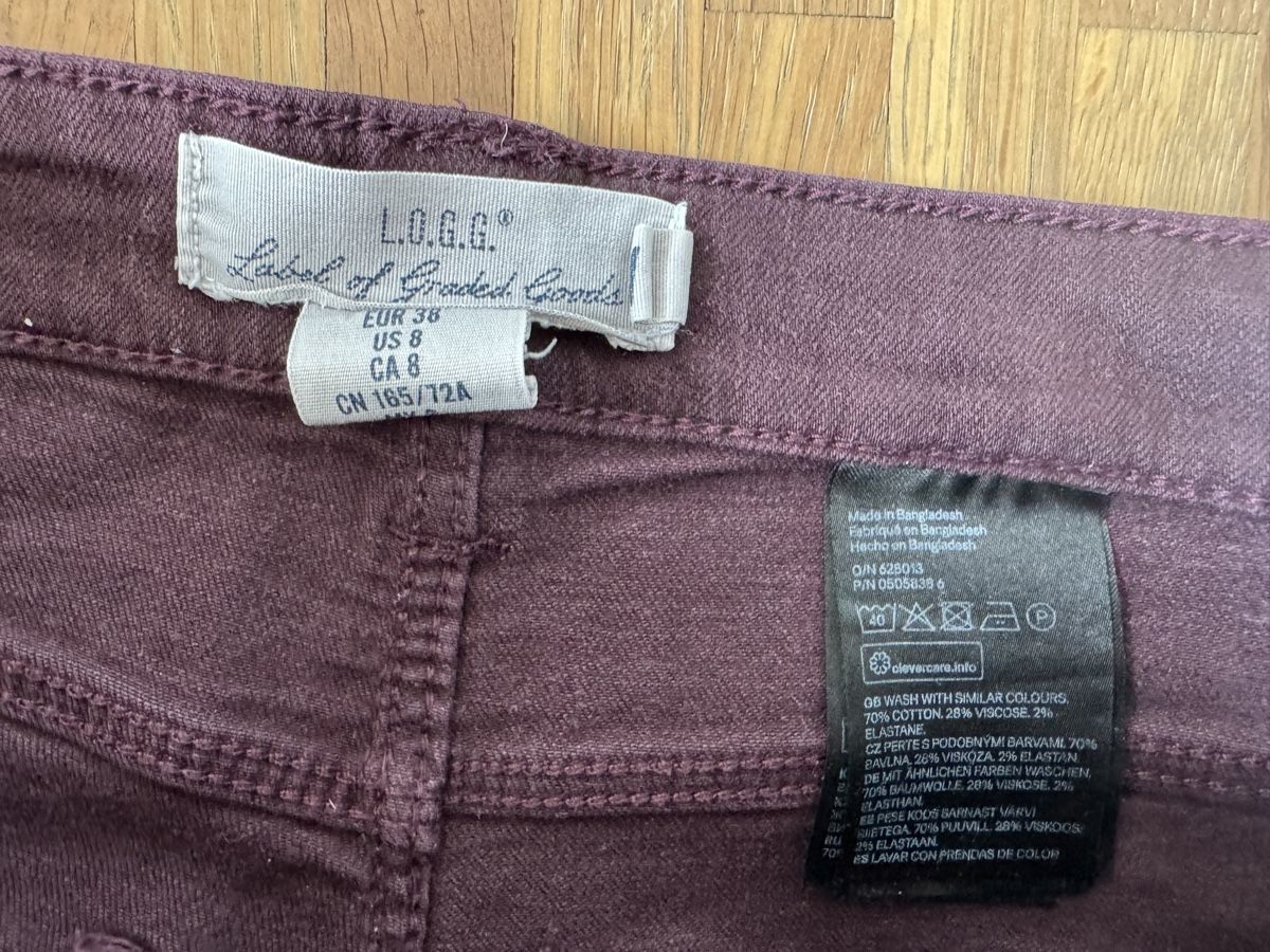 Jeans: Jeans L.O.G.G. dunkelrot Grösse 38 – D'occasion à Münsingen par sam_528s 4