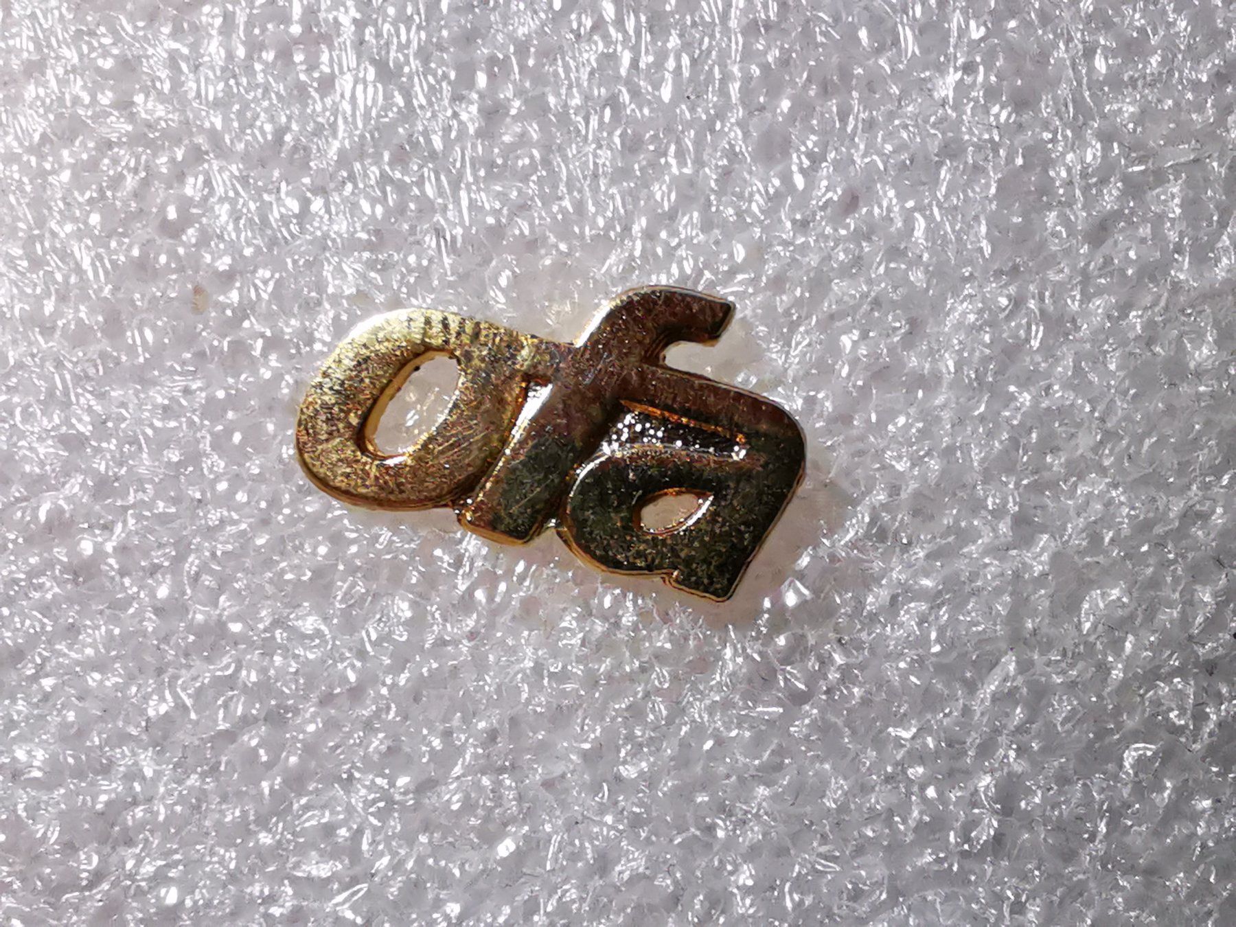 Placchette & Badge: Ansteckpin 69: ofa – Usato da Oppligen venduto da Pin-Fall-Shop