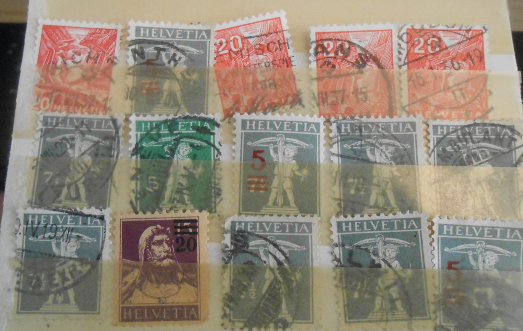 Tutti i francobolli: Briefmarken Sammlung Helvetia, verschiedene Werte – Usato da Basel venduto da Javer