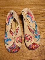 Spezielle, bestickte Ballerinas, Grösse 37