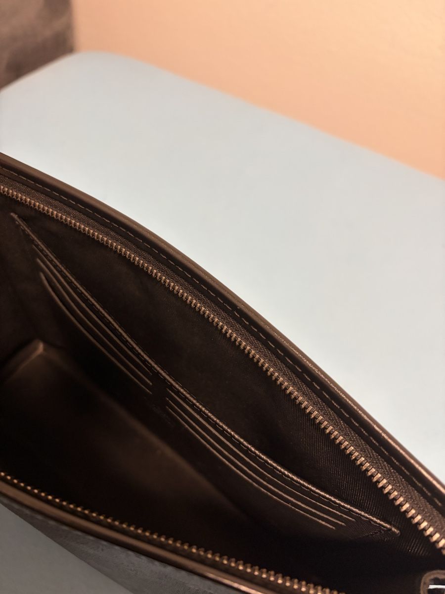Louis Vuitton Custodie per cosmetici: Louis Vuitton Pochette Voyage MM – Nuovo (secondo la descrizione) da Baar venduto da pet_rw7w 5