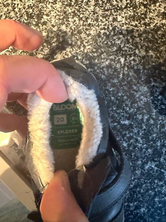 Scarpe per ragazzi: Bobux Krabbelschuhe / Kinderschuhe – Usato da Basel venduto da carmina.grob 1