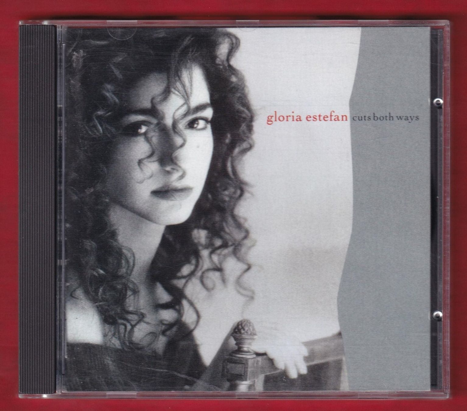 CD: Gloria Estefan - Cuts Both Ways (CD) – Usato da Zürich venduto da Pfluftl2000