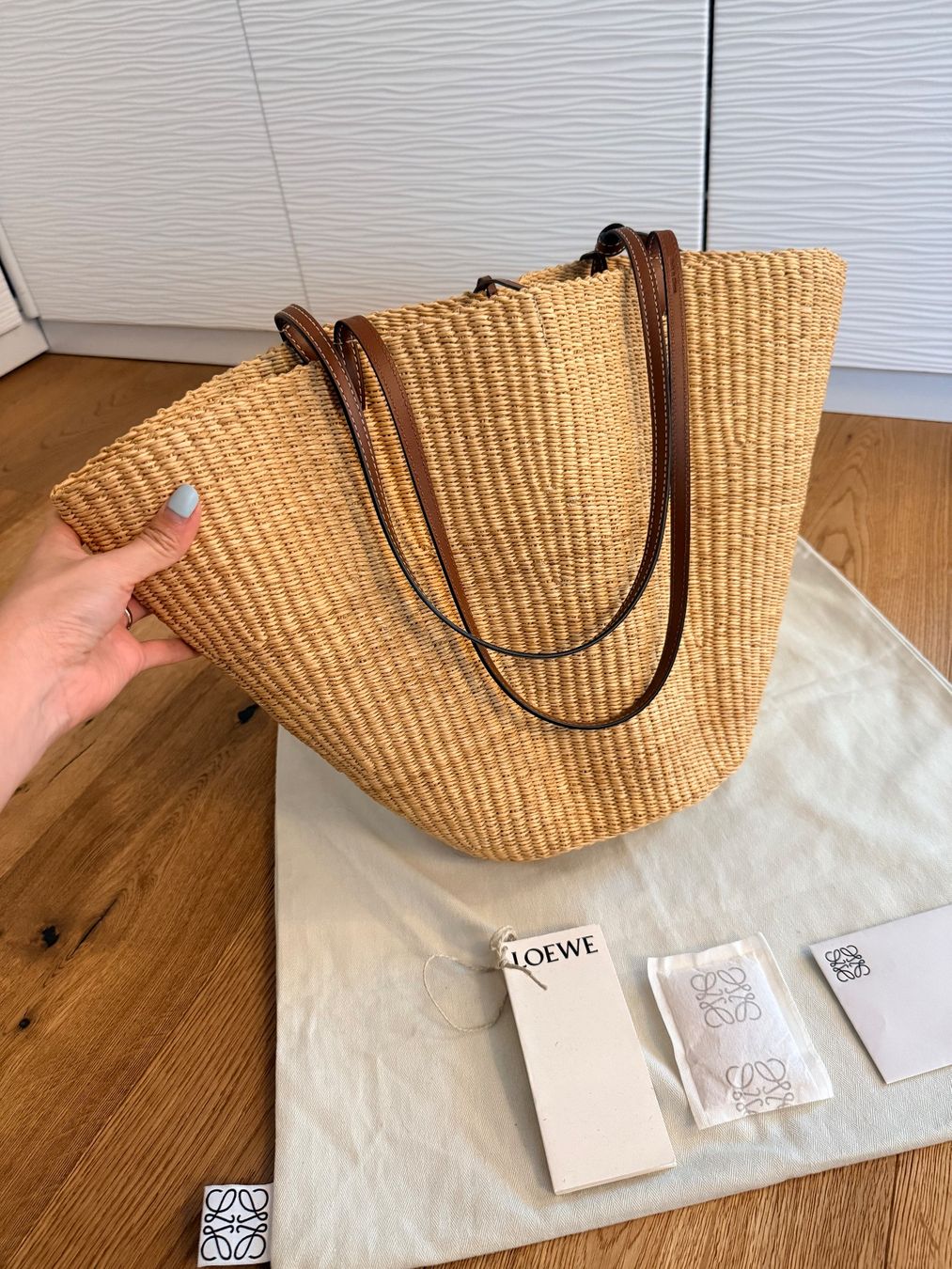 Loewe Taschen für Damen: 100% ORIGINAL LOEWE SHELL BASKET BAG LARGE MIT RG – Gebraucht aus Küssnacht am Rigi von Grittibaenz 3