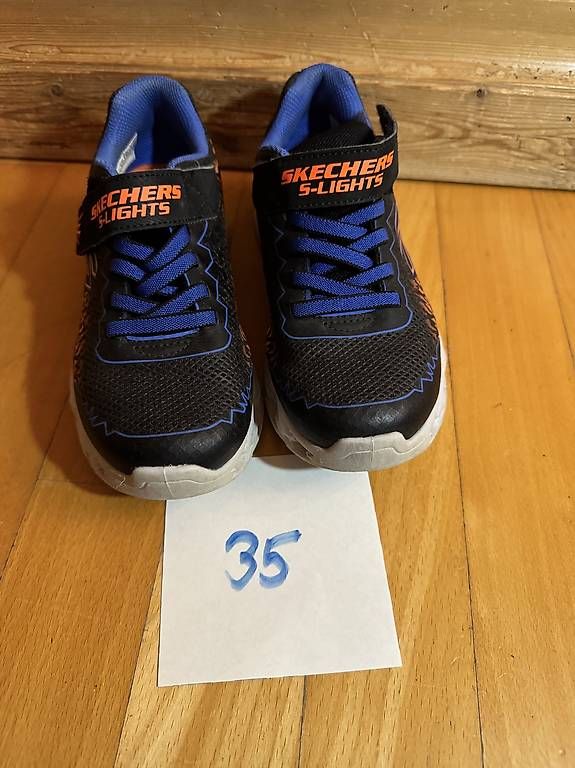 Skechers Schuhe für Jungen: Sneaker Sketchers 35 – Gebraucht aus Eglisau von flauschi11