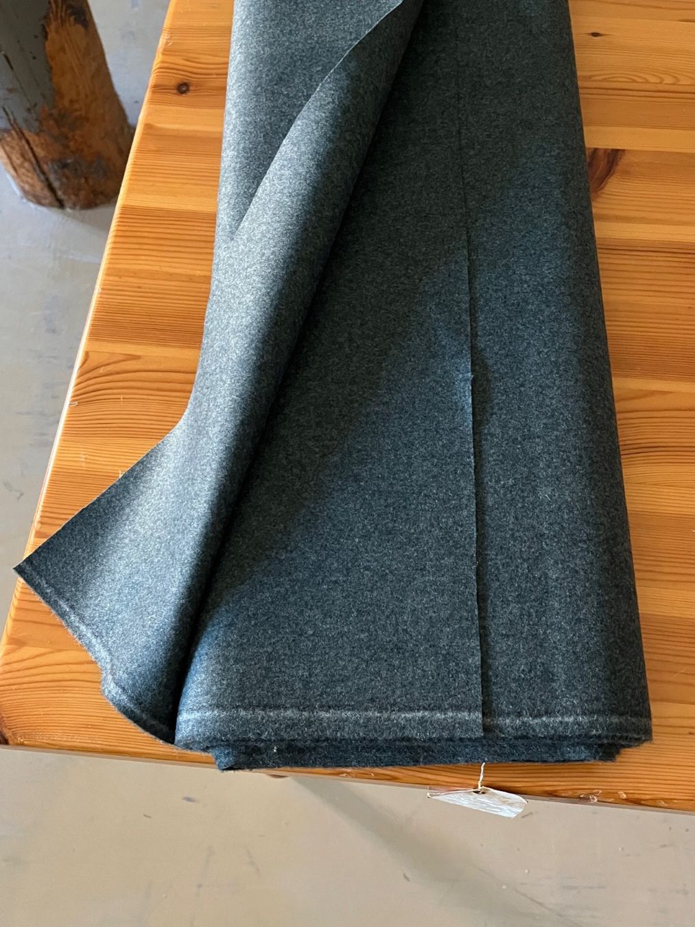 Tessuti: Stoff, Meterware, Textil, Filz- oder Lodenstoff, 4.5 Kg – Usato da Netstal venduto da spaltflo01