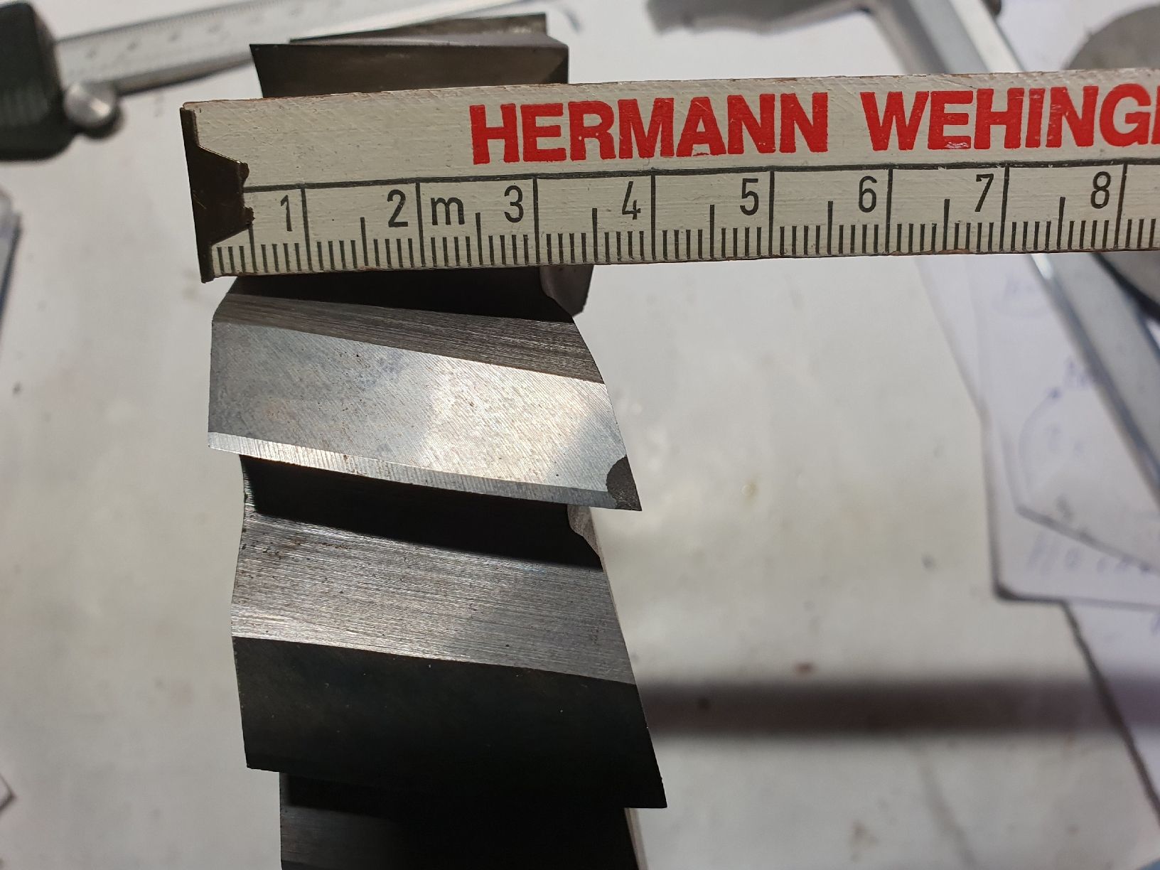 Tutti gli attrezzi: Walzenstirnfräser  135x35 mm – Usato da Einsiedeln venduto da Py 1