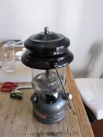 Vintage Coleman Dual Fuel Benzin Laterne - Perfekt für Campi