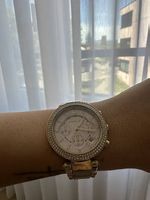 Michael Kors Damenuhr goldfarben mit Steinen besetzt
