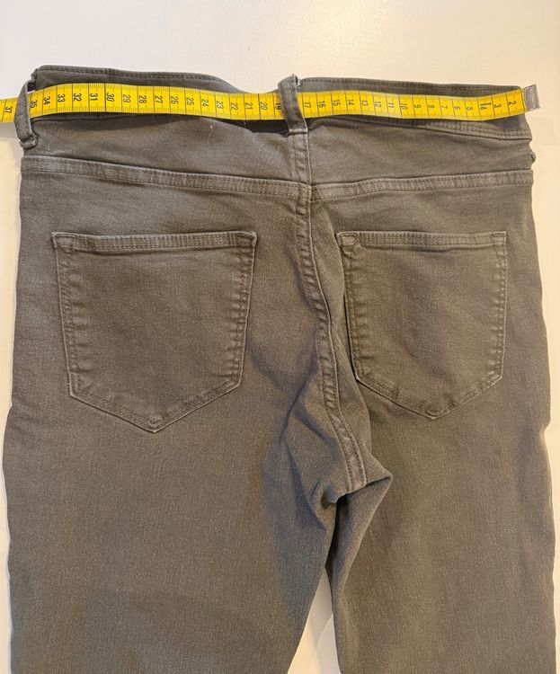 Only Lotti di vestiti: Damen 2X Jeans, Only & Divided Gr. 38 – Usato da Altendorf venduto da Elenaneagu22 9