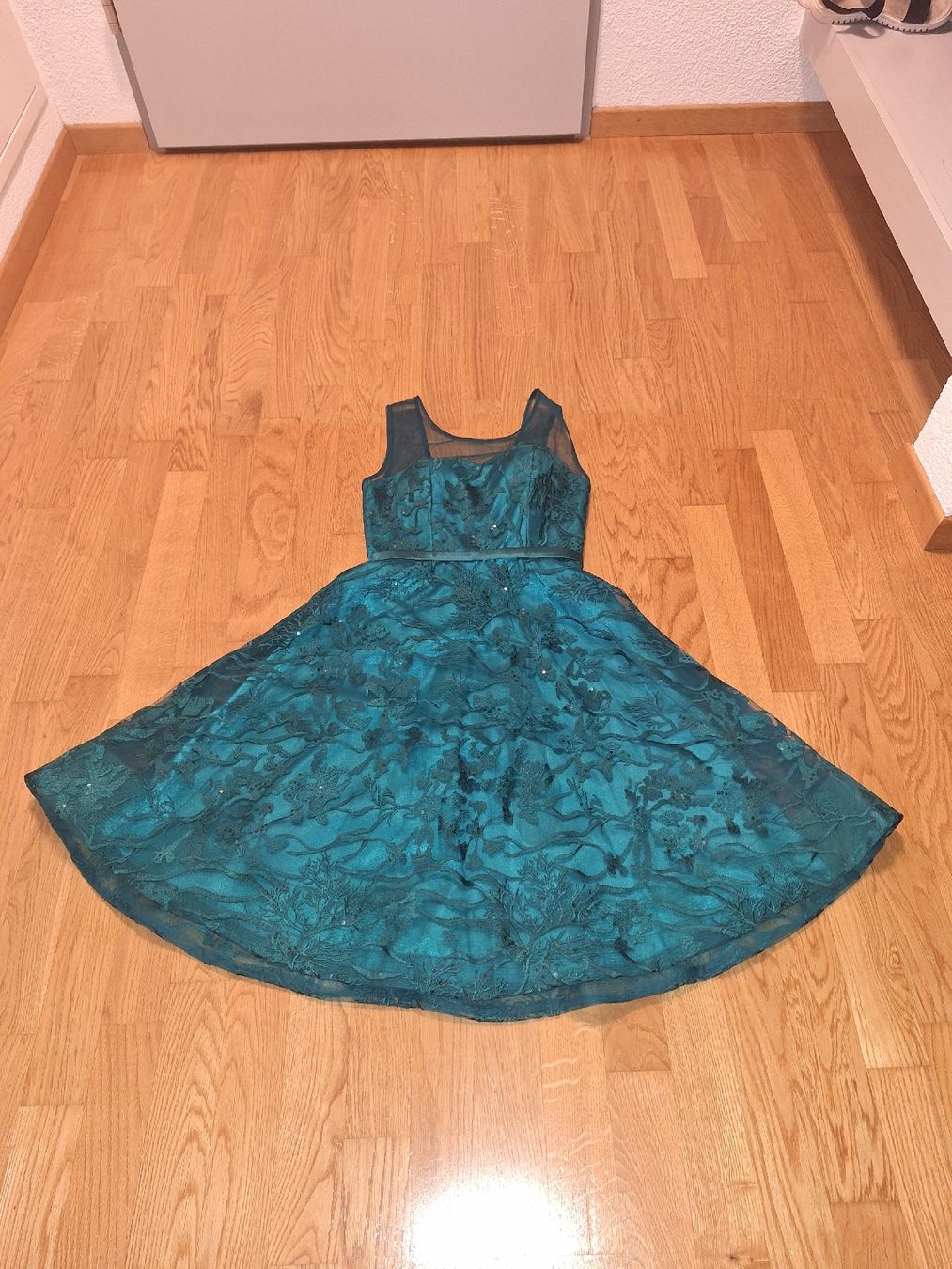 Kleider: Schönes, edles Kleid – Gebraucht aus Wittenbach von nadineshop