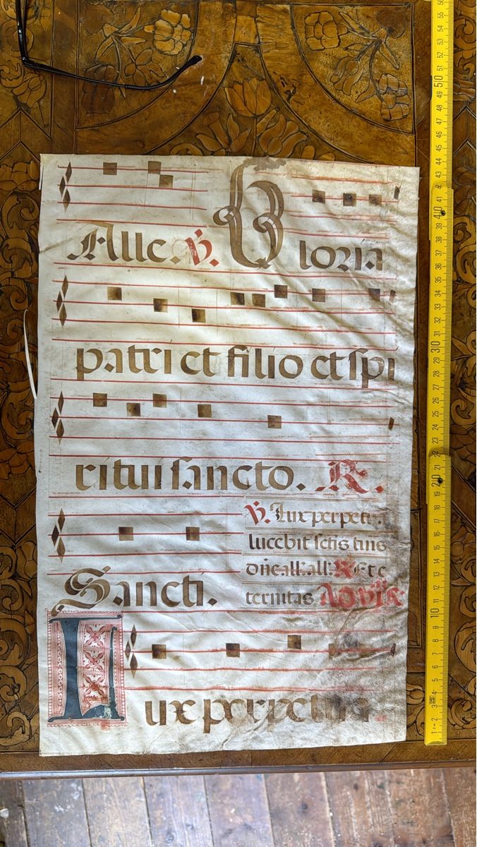 Libri: Altes Pergamentblatt Notenblatt  – Usato da Basel venduto da Ramses1179