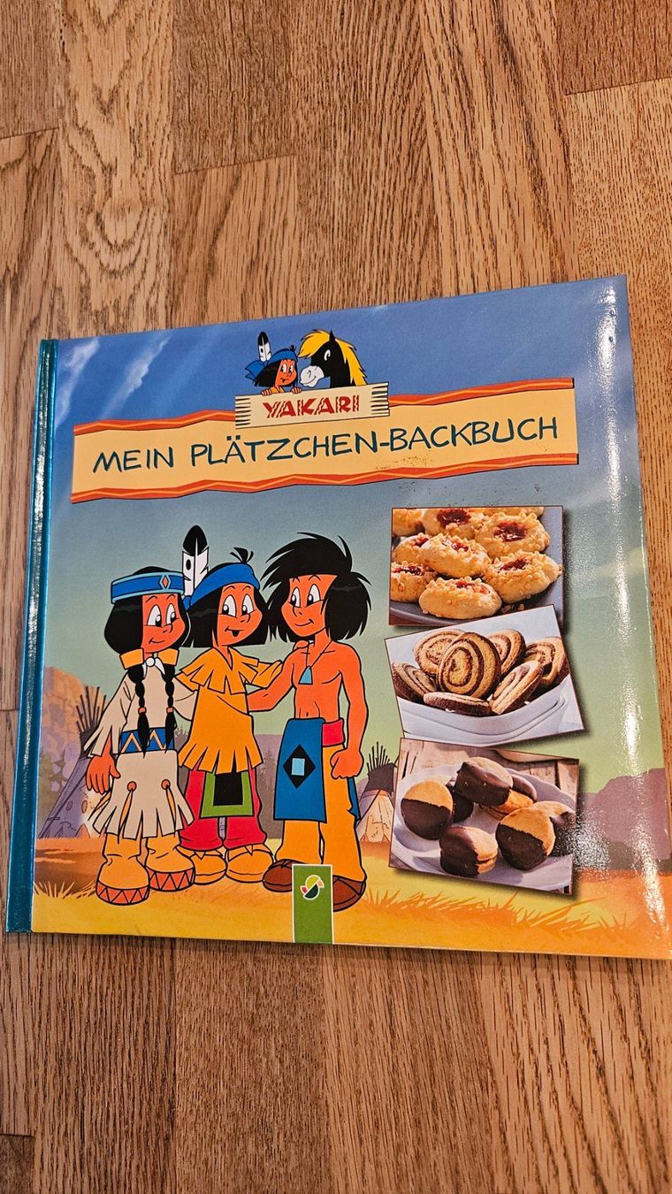 Libri: Backbuch, Yakari, Mein Plätzchen-Backbuch – Usato da Trachslau venduto da Daniel12766