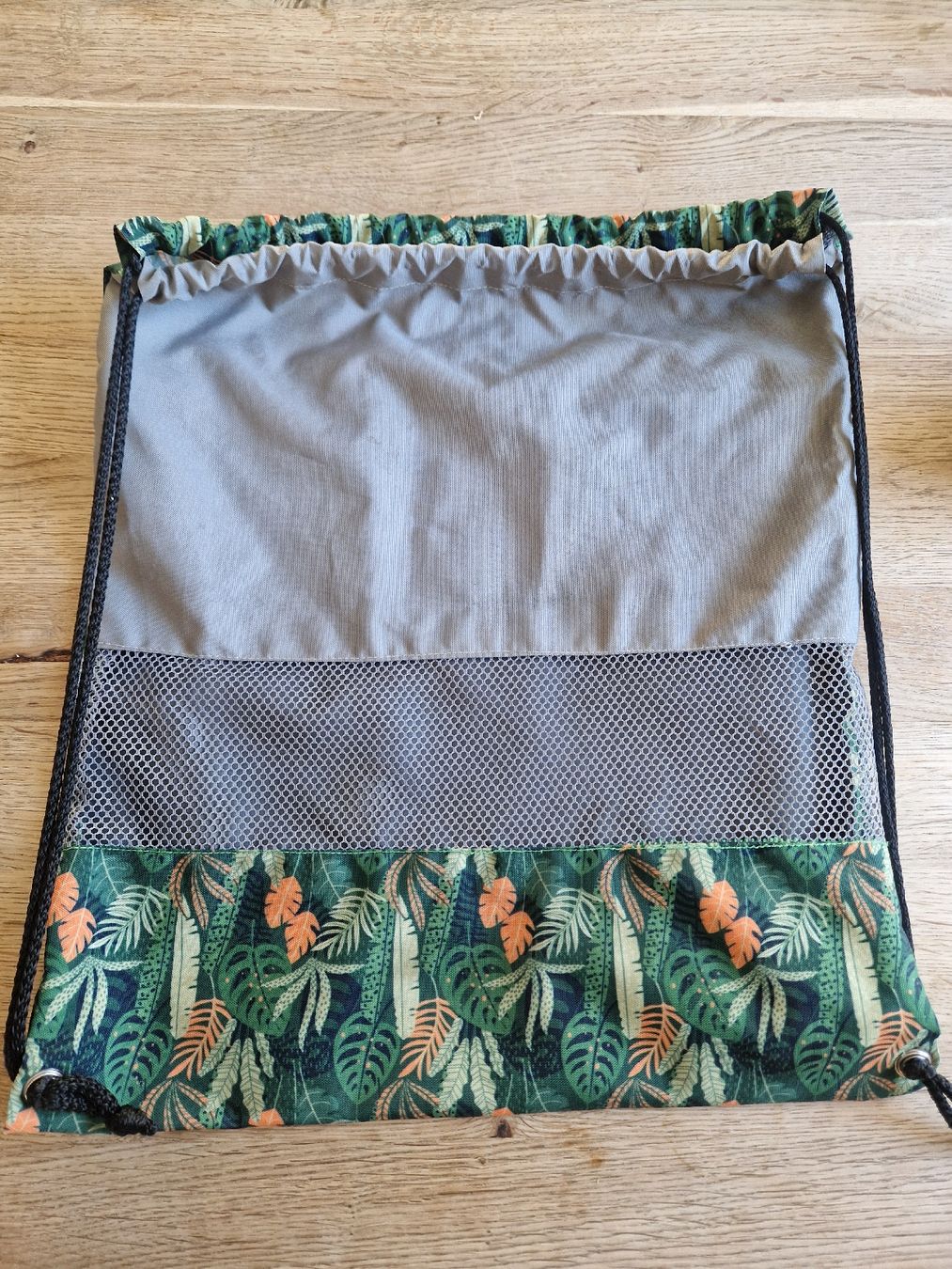 Funki Borse & Zaini: Kindergartentäschli und Rucksack – Usato da Mülligen venduto da Dela19 6