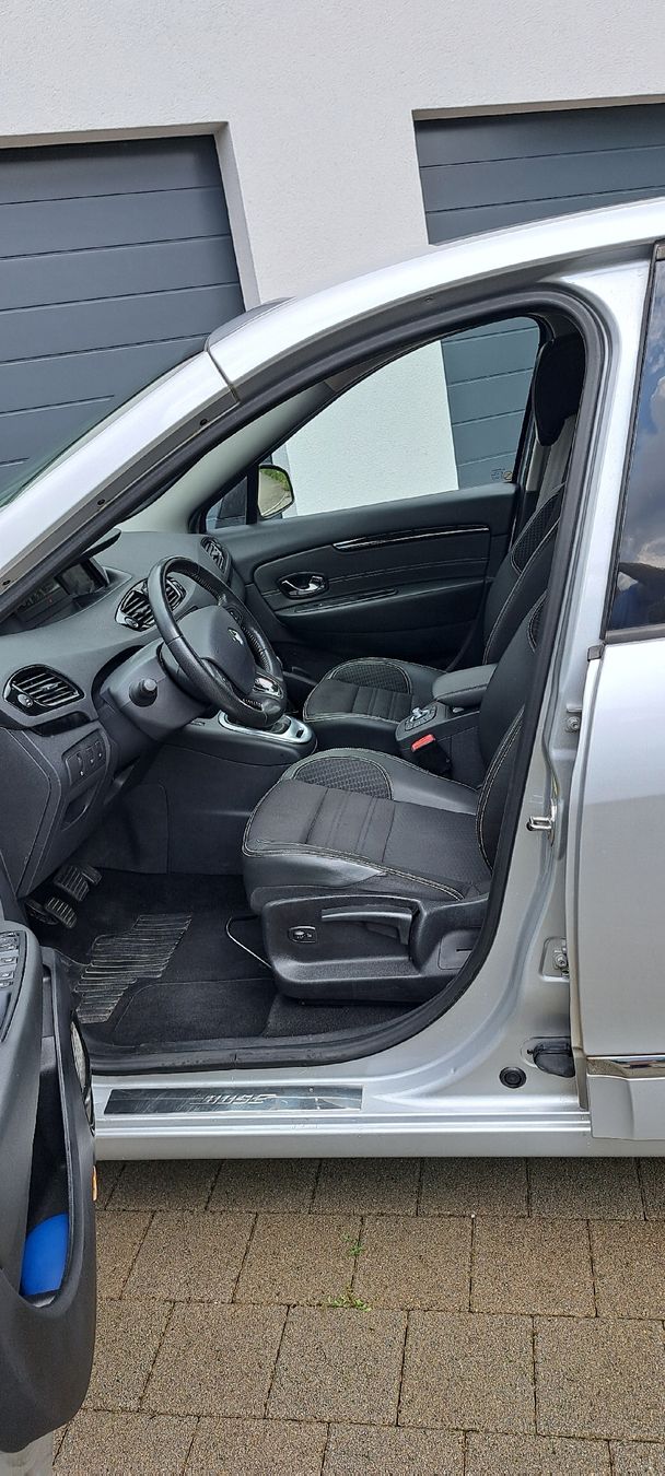 Renault Autos: Renault Scenic 1.2 16V Turbo Bose – Gebraucht aus Leibstadt von HRCRacing 4