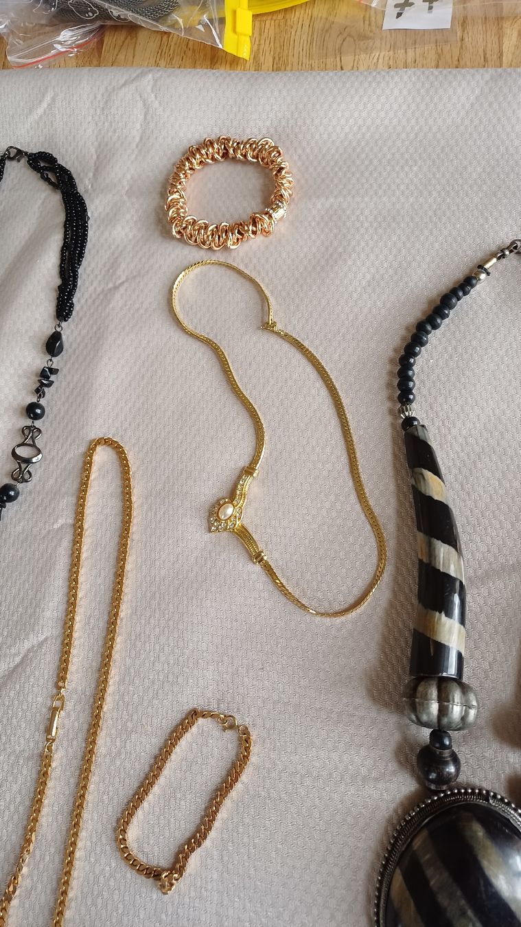 Altri gioielli: Lot diverser Modeschmuck – Usato da Flawil venduto da Pinkmalibu 7