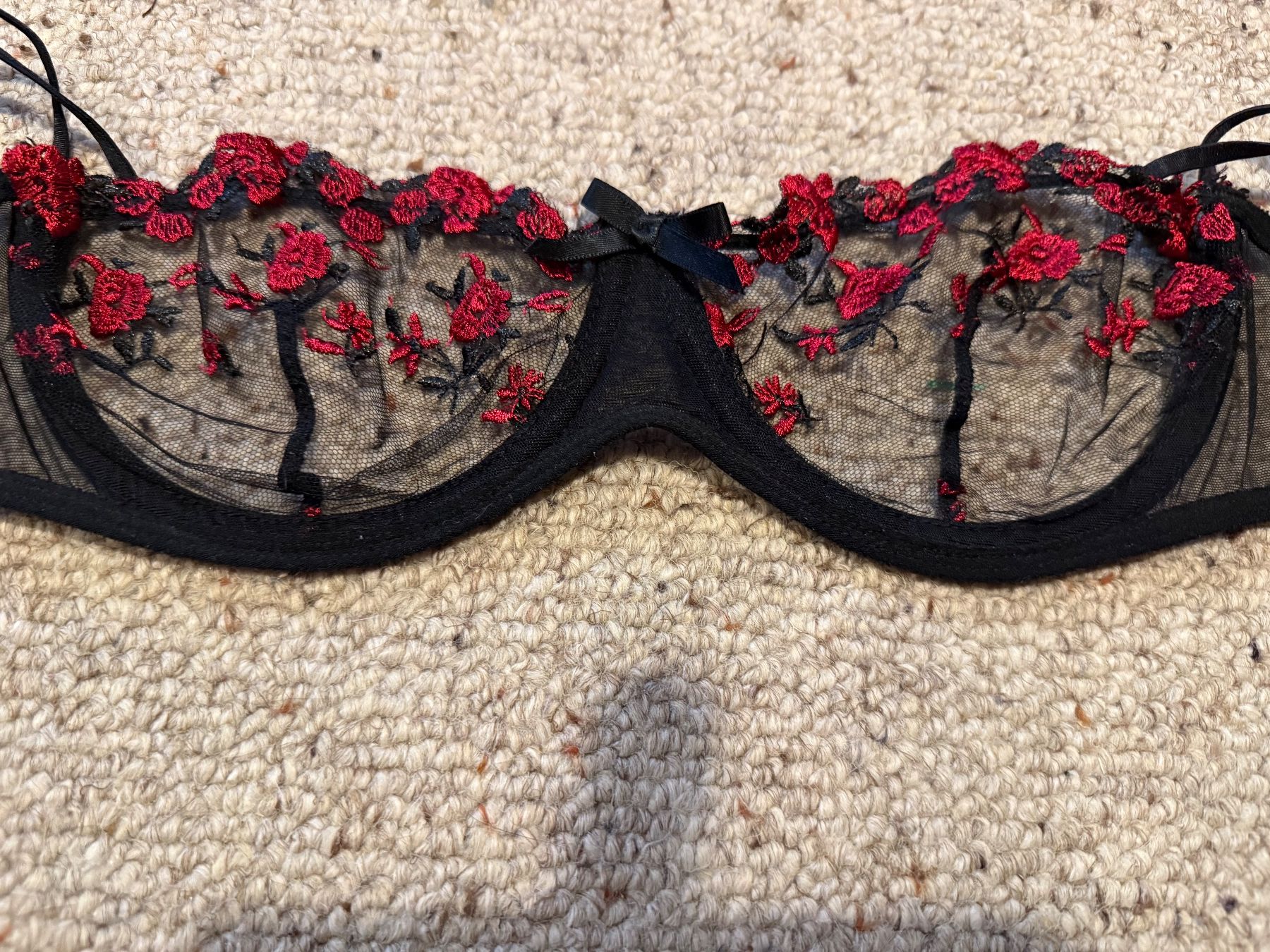 Autres dessous: Dessous-Set BH & String Schwarz Rot Gr. ca. 75B – D'occasion à Hundwil par Sandysan1702 2
