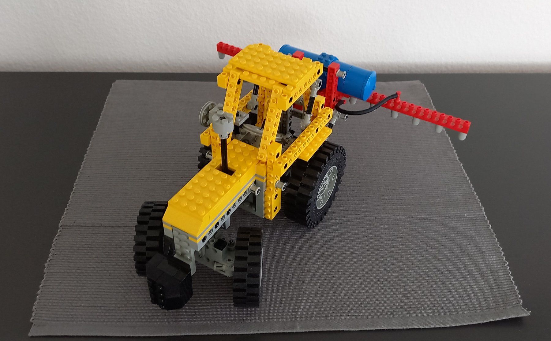 Lego Spielzeuge: Lego Technics 8849 – Gebraucht aus Emmenbrücke von poros221