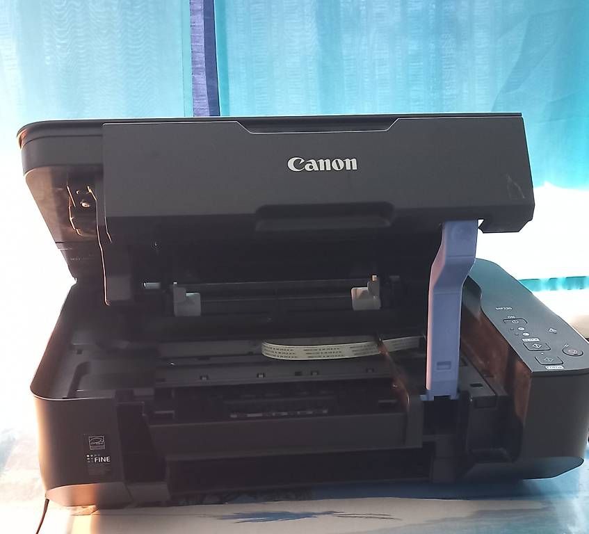 Fotocopiatrici: Drucker/Scanner/Kopierer CANON  – Usato da Pratteln venduto da Saskia9