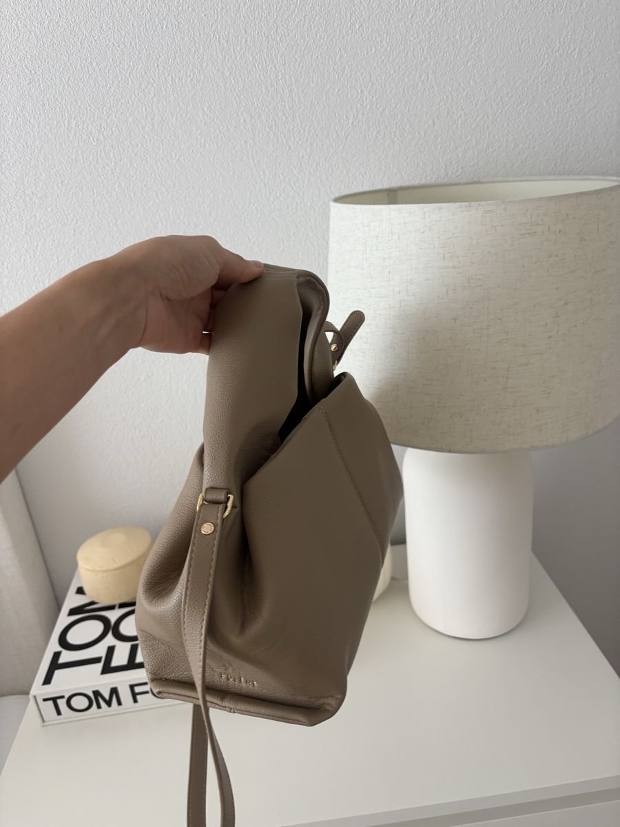 Sacs femmes: Bag in Taupe Colour  – Neuf (Voir description) à Horgen par len_qjz9 5