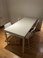 Ausziehbarer Tisch