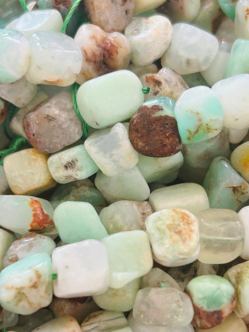 Pietre preziose: Strang echte chrysophrase  Nuggets / stone 8-10 mm – Nuovo e nell'imballaggio originale da Niederrohrdorf venduto da Ytobi 1