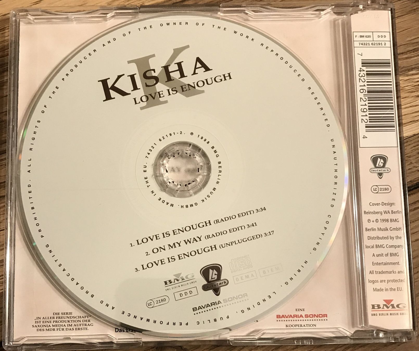 CDs: CD- Kisha - Love is enough (Single) – Gebraucht aus Guntershausen von Gloominati 1
