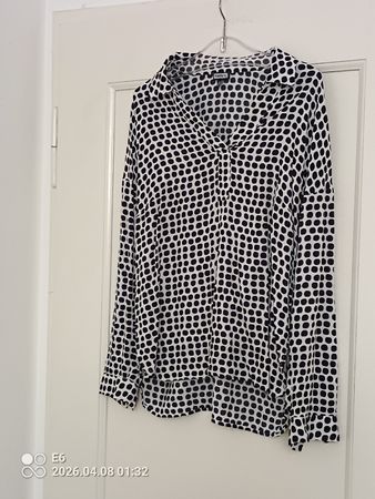 Langarmbluse gepunktet. Marke: Kenny S.
