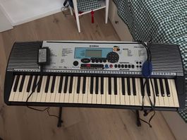 Yamaha PSR-225 GM Keyboard + MIDI Interface  + Netzteil