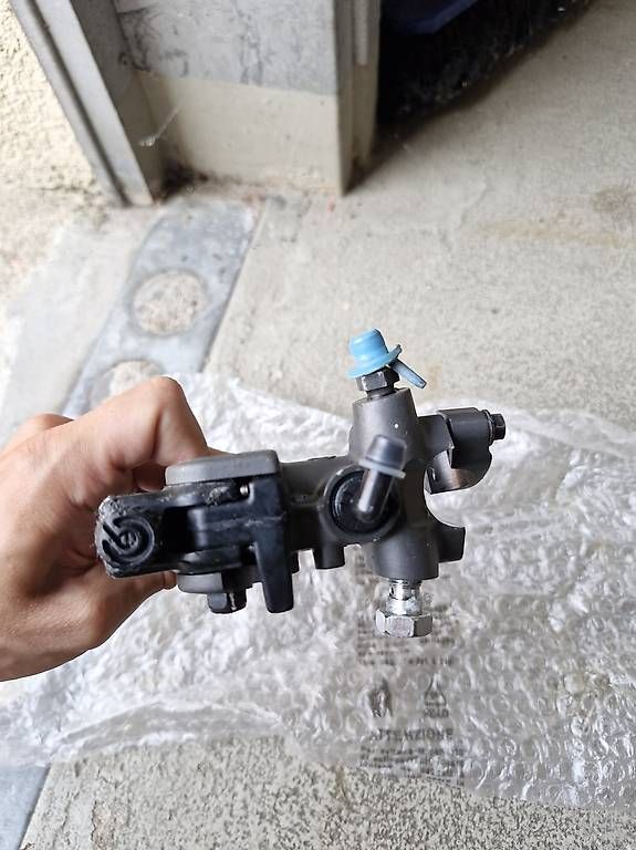 Toutes les pièces détachées moto: Pompa Brembo 19RCS – D'occasion à Giubiasco par acbelli 2