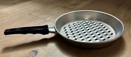 Knöpflisieb Spätzlisieb MEWA vintage Aluminium Chnöpflisieb