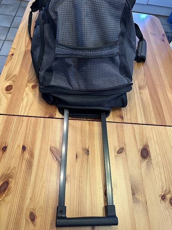 Valises de voyage: Rollkoffer/Tasche – D'occasion à Rebstein par Svnb03 2