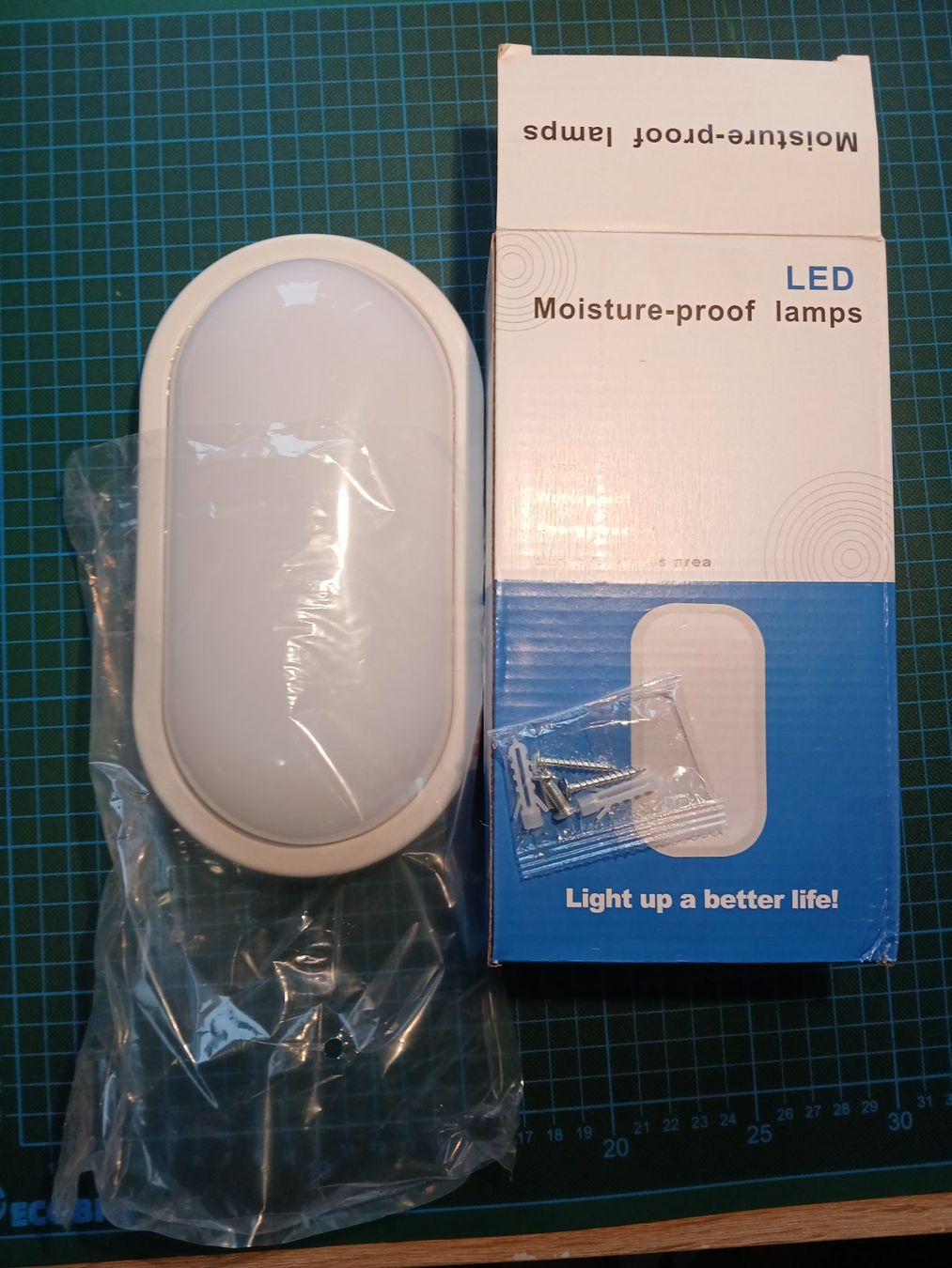 Lampen: LED 15W Oval Lampe Neu Licht weiss – Gebraucht aus Derendingen von Gaston.J