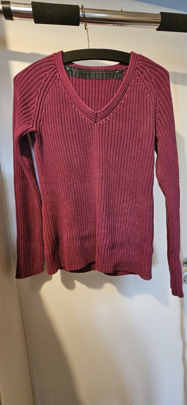 Maglioni & Felpe: Damen Ripp-Pullover Gr. 36/38, weinrot, Bluemotion – Usato da Basel venduto da NikaV13