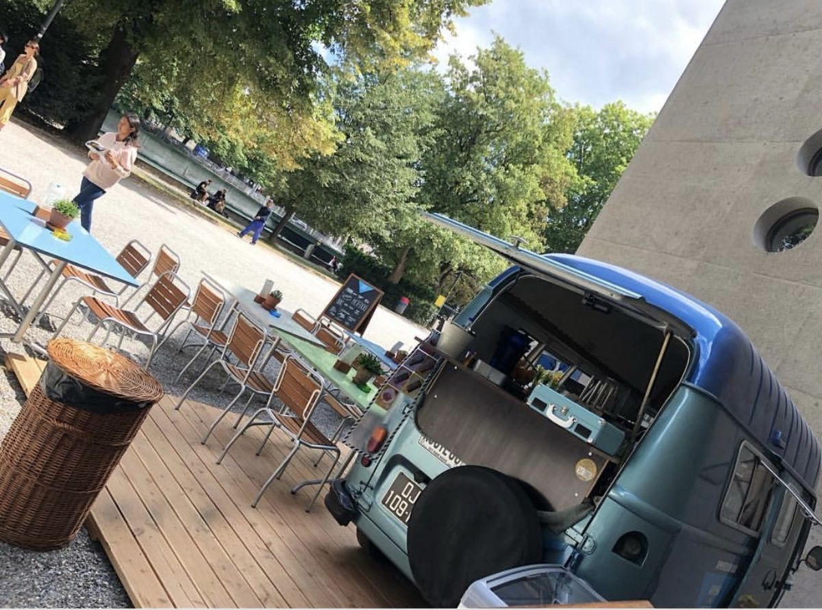 Renault Veicoli commerciali: Mobile bar / Foodtruck Oldtimer – Usato da Zürich venduto da Rios3