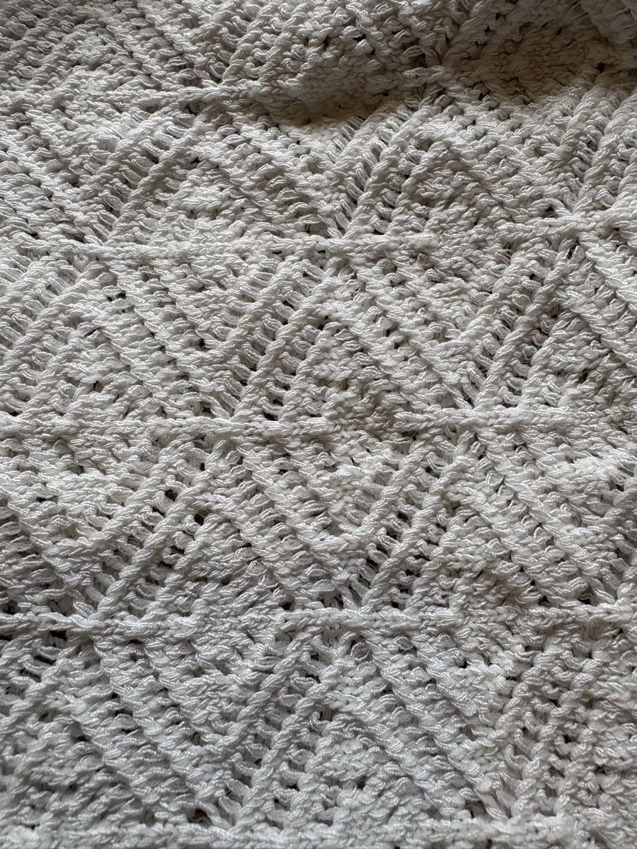Top: Gestricktes Damentop weiss Gr.S – Usato da Teufen AR venduto da AykutS 2