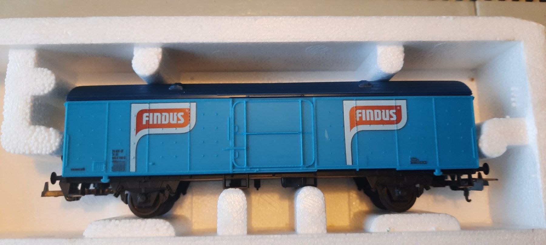 Lima Modelleisenbahnen: LIMA H0 303550 Güterwagen Findus – Neu und originalverpackt aus Amriswil von fel_pyg2 1