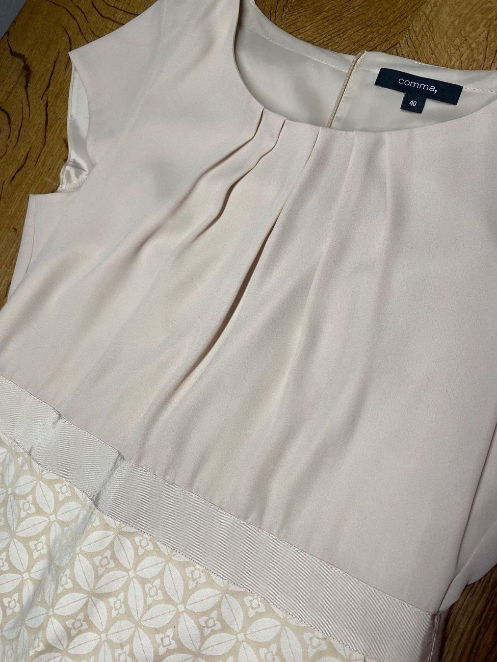 Comma Kleider: COMMA KLEID GR.40/M sand/beige/ecrù  edles Etuikleid  Neuw. – Neu (gemäss Beschreibung) aus Frauenfeld von Boldi46 1