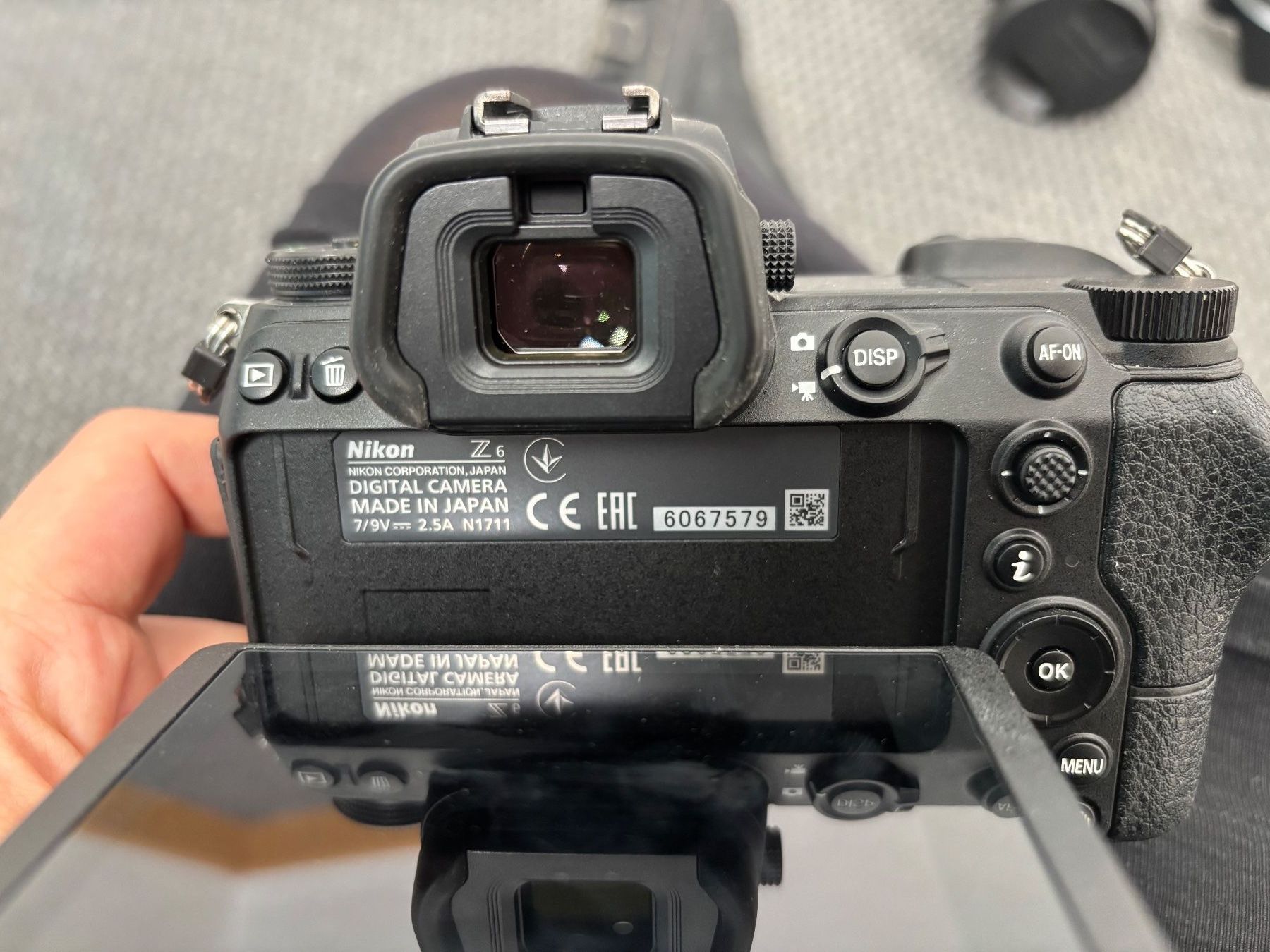 Nikon Fotocamera: Nikon Z 6 Body Kamera + Accessories – Usato da Zürich venduto da boce89 1