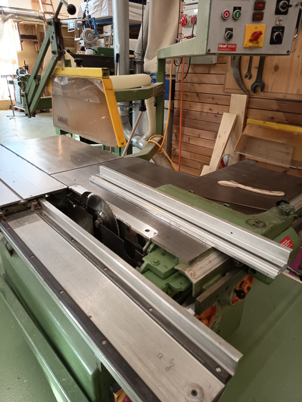 Tutte le macchine: Formatkreissäge Kölle KFS 40 – Usato da berneck venduto da thomas052 4