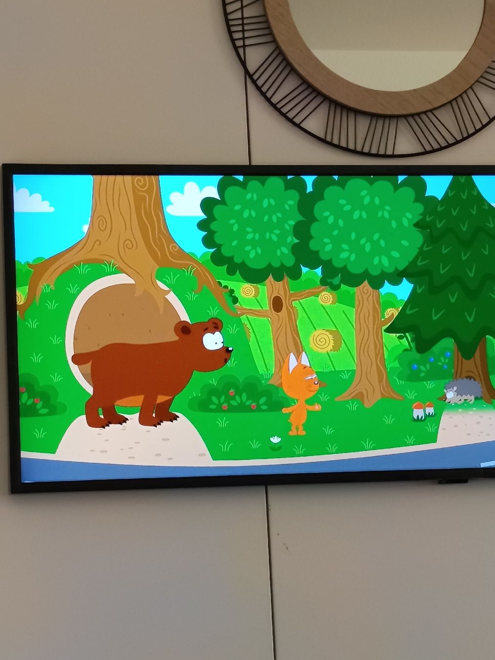 Samsung Televisori: Samsung the frame 32" – Usato da ostermundigen venduto da ks1haeni