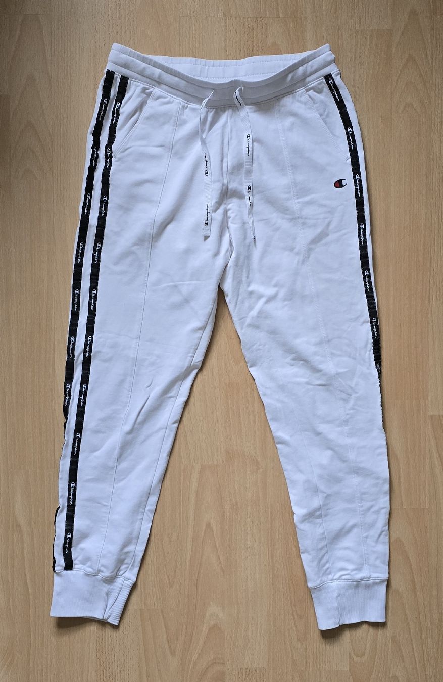 Champion Pantaloni: Weisse Champion Gr.S – Usato da Oberbipp venduto da Meaw13