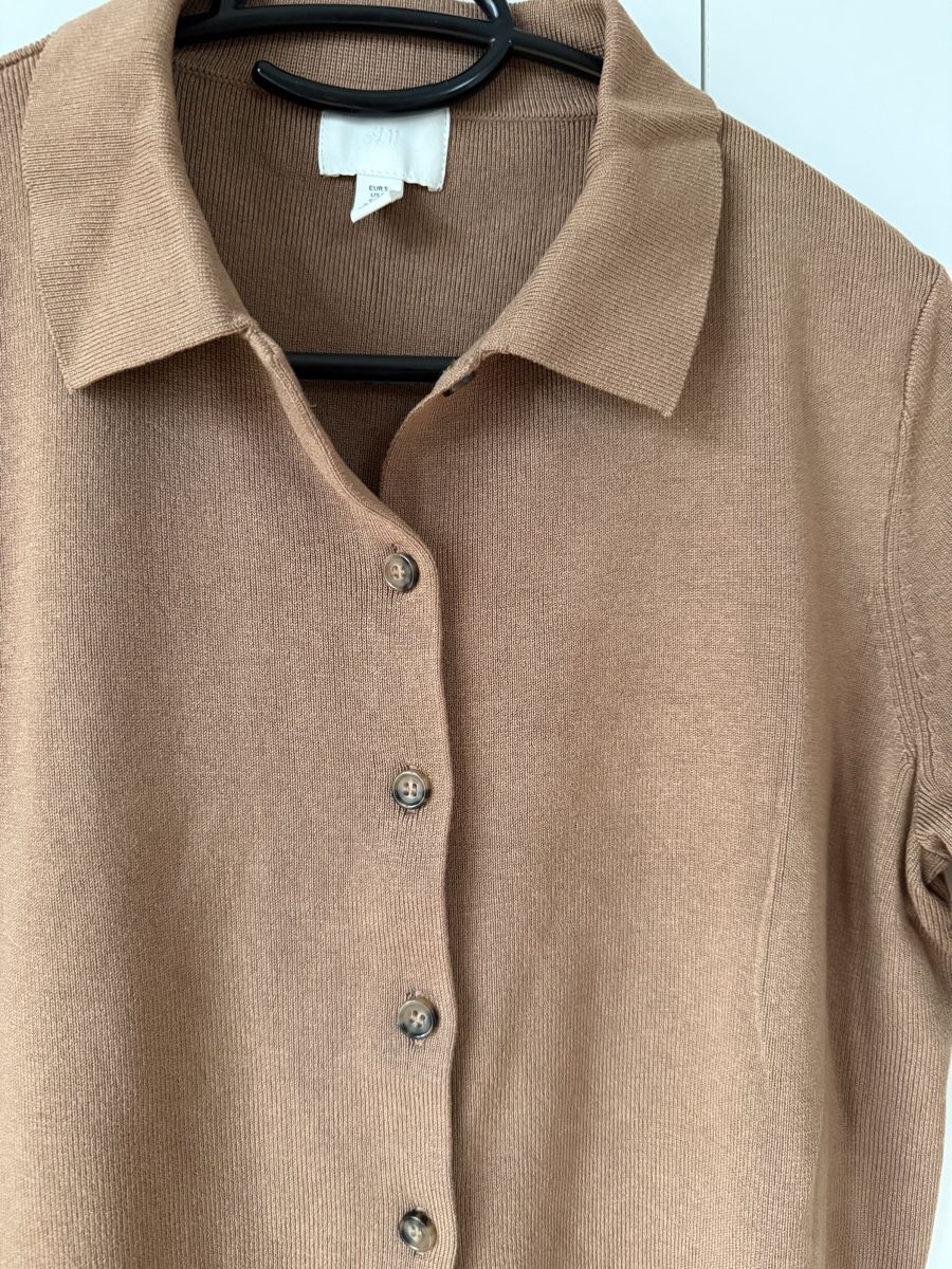 H&M Top: H&M top S – Usato da Luzern venduto da Aistee 3