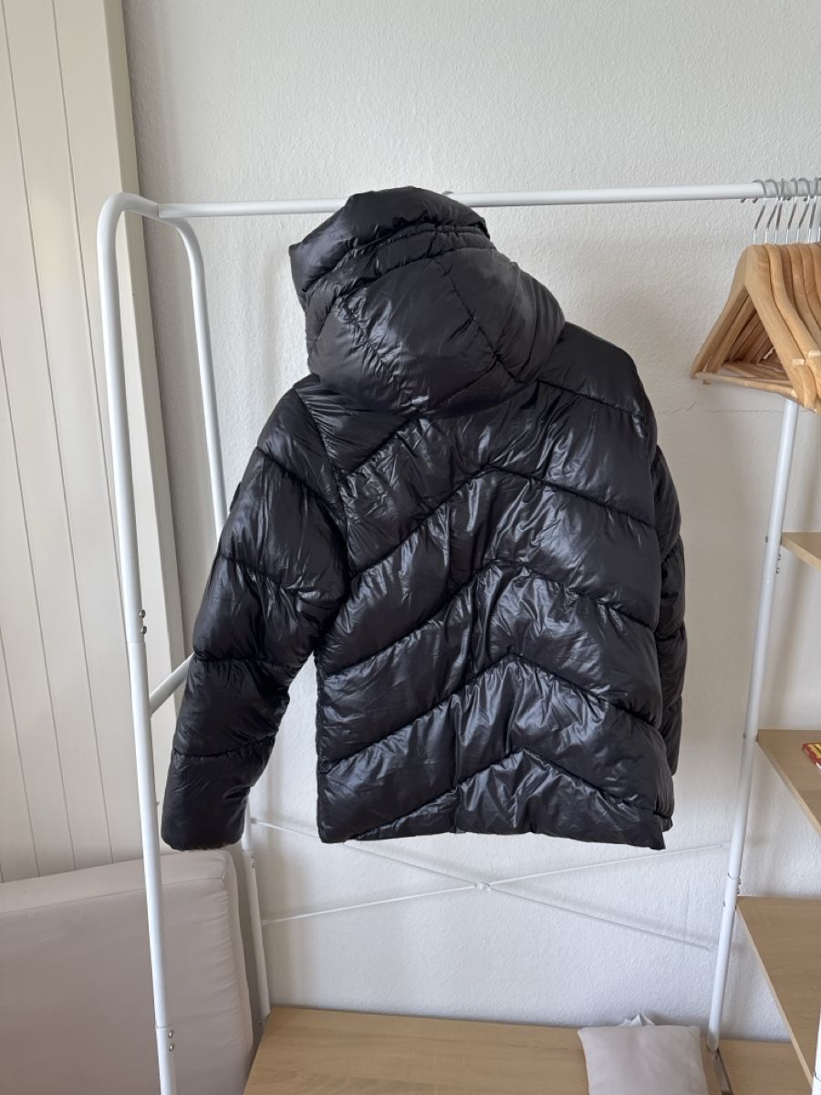 Reusch Giacche: Reusch Black & Pink Padded Jacket - Size 42 - Winter Ready – Usato da Zürich venduto da Flao_78376 3