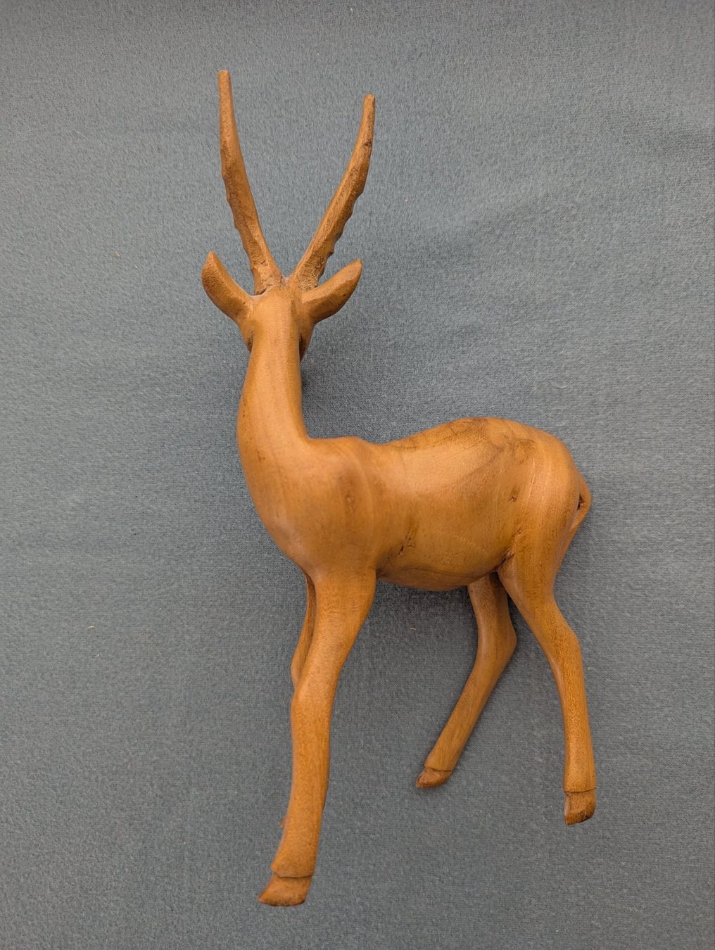 Statuette: Elegante Antilope, Handgeschnitzt 25cm – Usato da Goldingen venduto da YouAreMySunshine 3