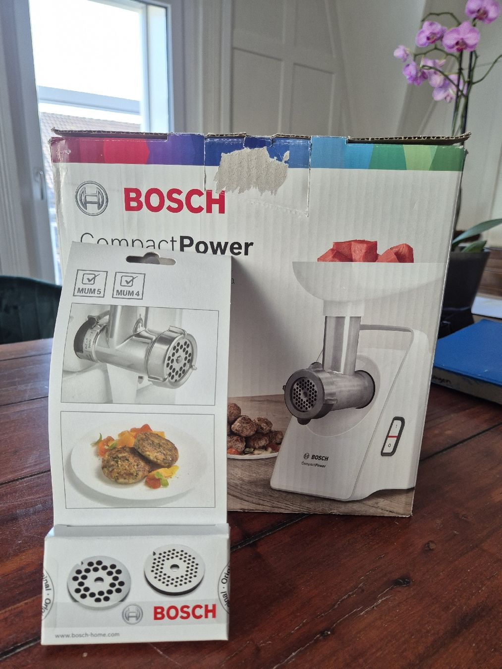 Küchengeräte: Bosch Fleischwolf Compact Power MFW3520 / + Lochscheibe 3/6 – Neu und originalverpackt aus Horn von raley27 4